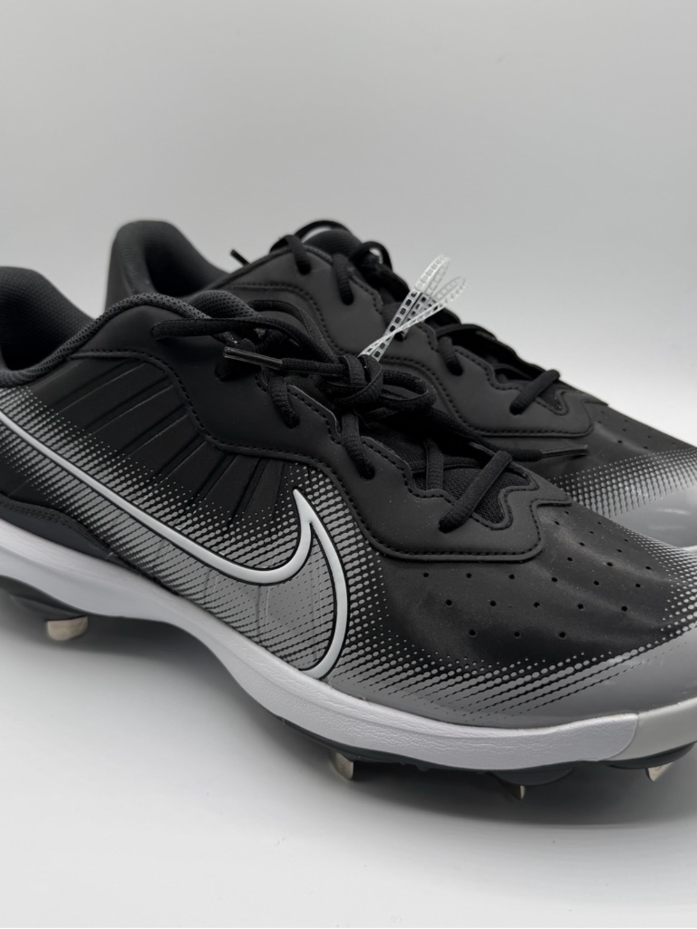 Nike Alpha Huarache Varsity 4 Low Baseball Cleats Black White Mens Size 14